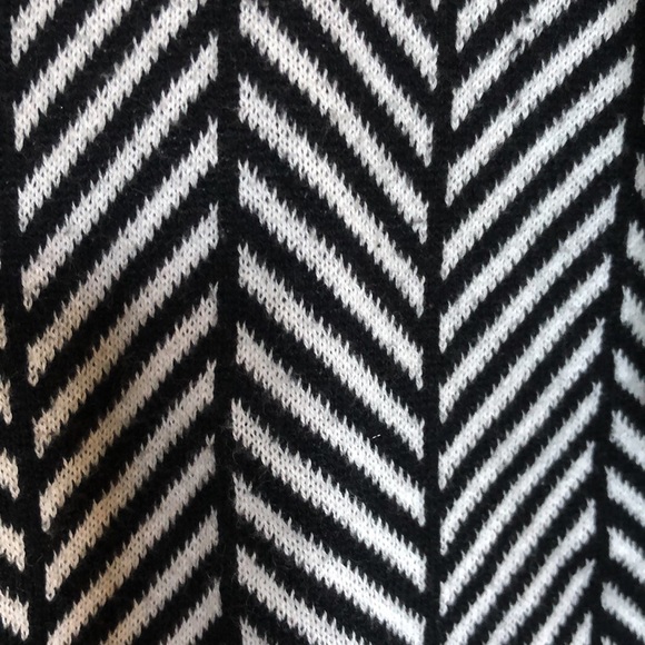 Merona sweater. Black and white chevron striped. Size S - Picture 4 of 5